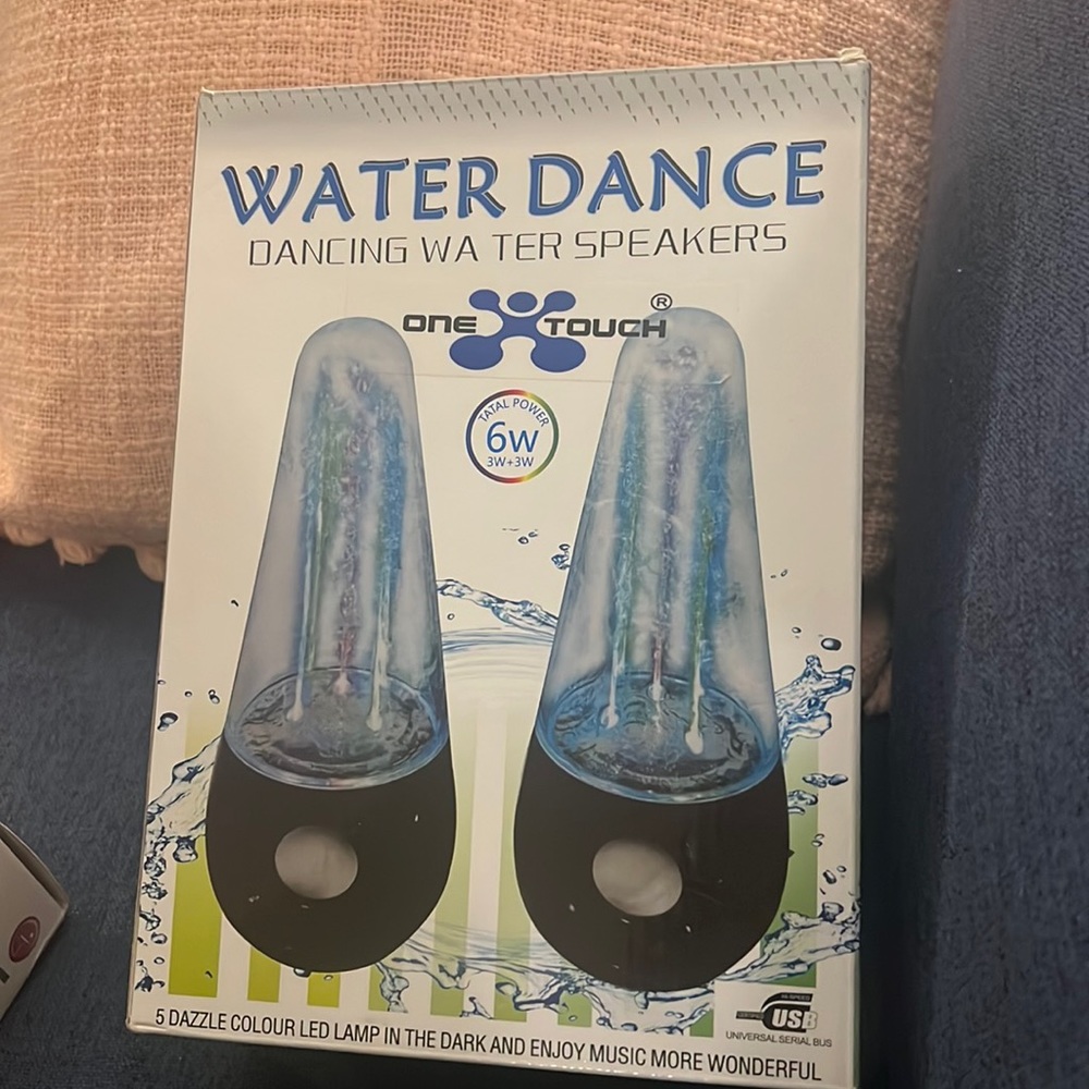 Water dance speakers.. used like new
